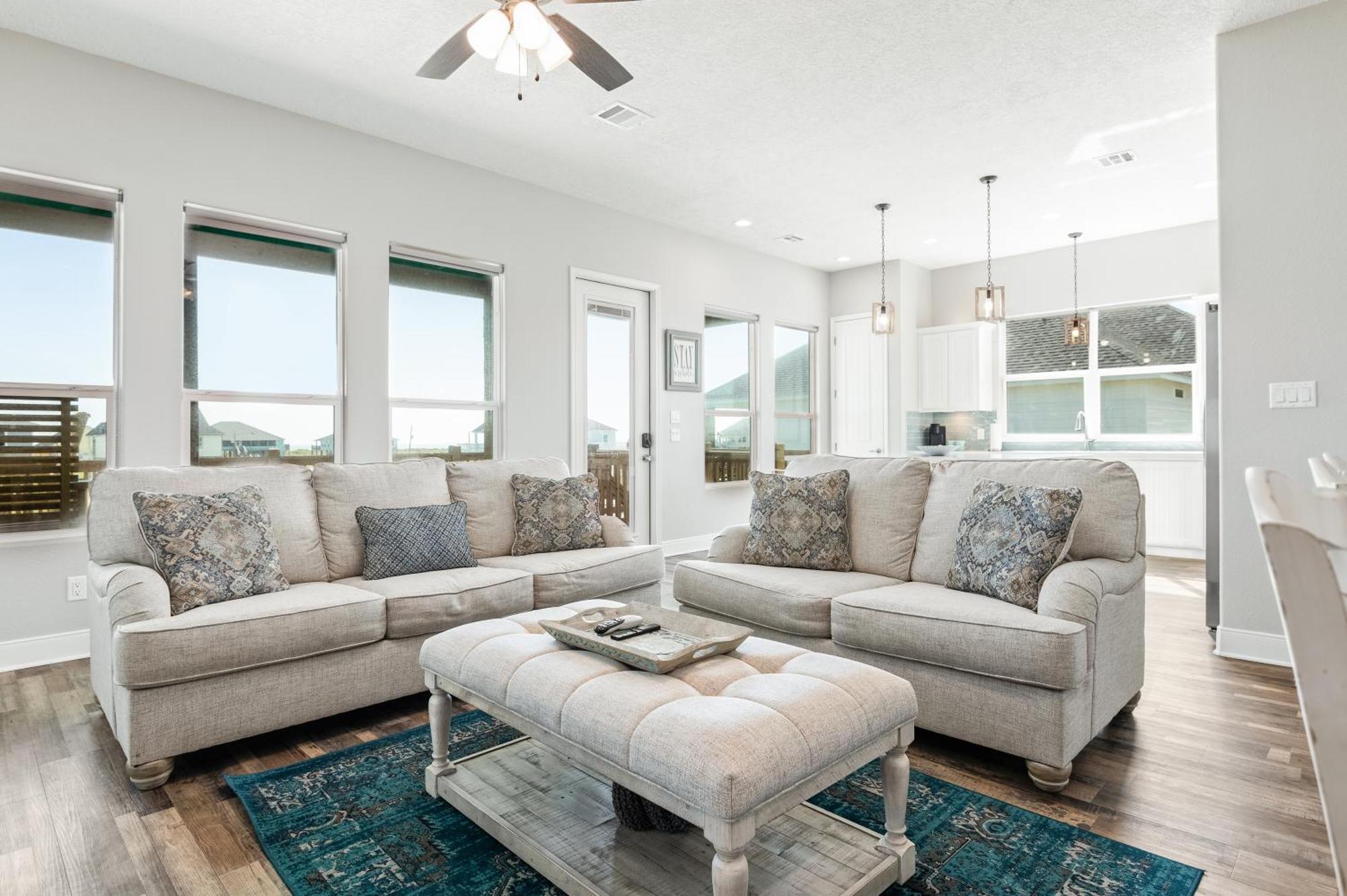 Stylish 4Br Crystal Beach Retreat Walk To Beach Bolivar Peninsula Exterior photo