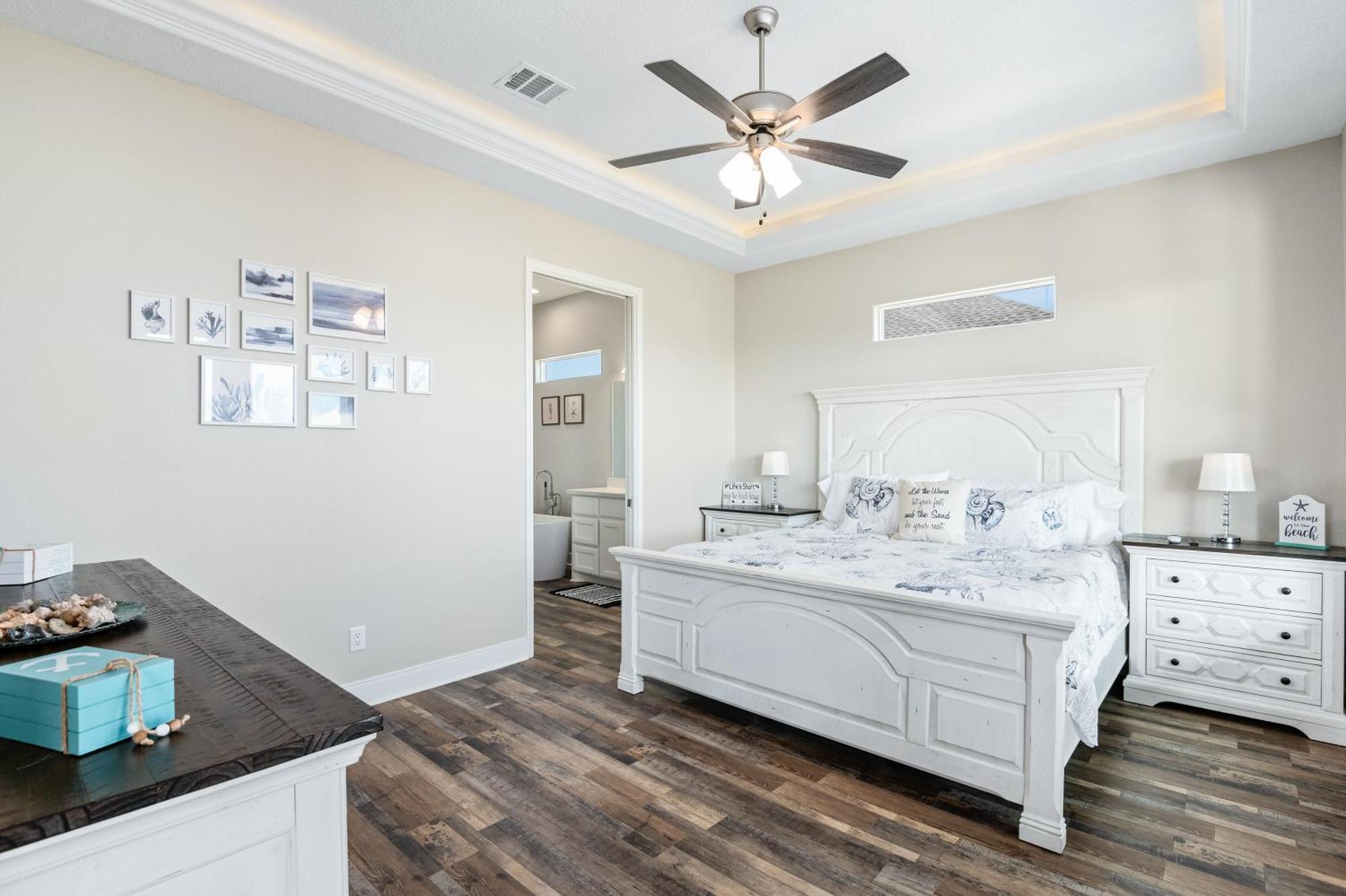 Stylish 4Br Crystal Beach Retreat Walk To Beach Bolivar Peninsula Exterior photo